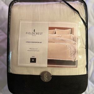 Fieldcrest 3-Piece comforter set